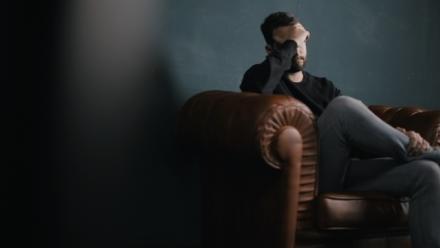 Effects of posttraumatic stress disorder and mental disorders on the labor market integration of young Syrian refugees